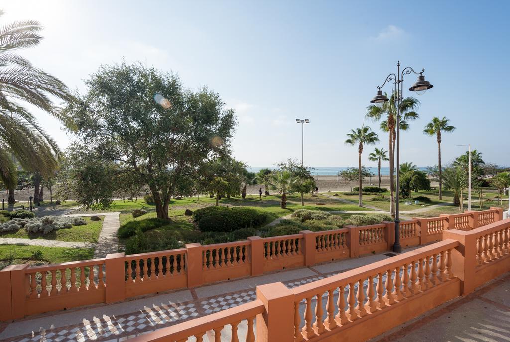 Malagasuite Front Beach בנאלמדנה מראה חיצוני תמונה
